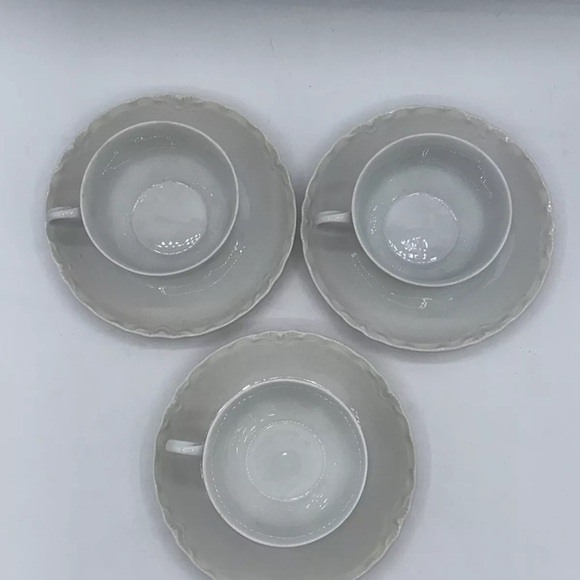 Set Of 3 Hutschenreuther Selb Bavaria China Racine All White Flat Cup & Saucer - Picture 2 of 4